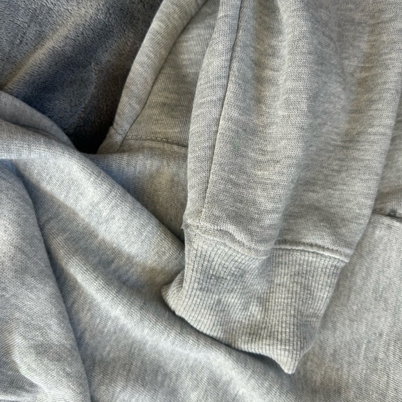 Gray Collared Sweatshirt/Sweater - Picture 6 of 6
